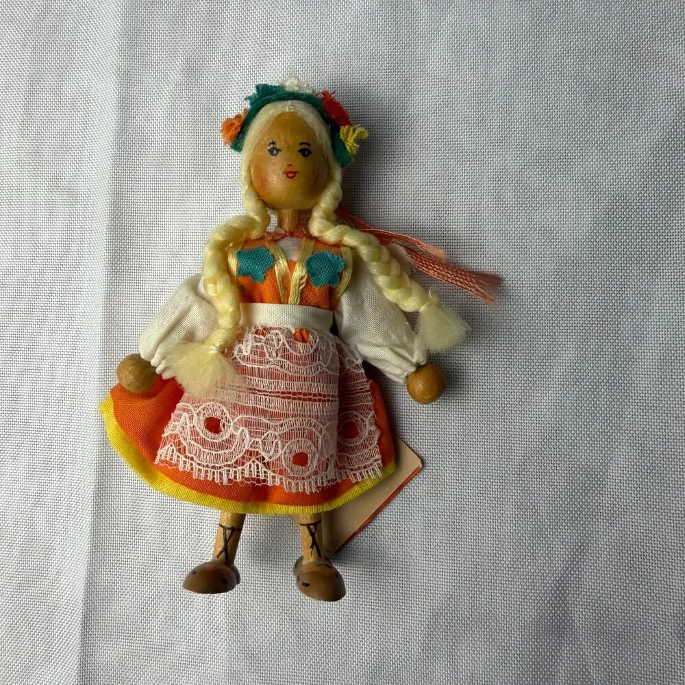 VTG Polish Gromada Wood Peg Dolls Pair Spisz Folk Costume Original Tags 1970s
